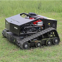 Fernbedienungs-Rasenmäher für den Obstgarten